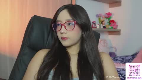 Snapshot of sophie_lii chatting on 06-10-26, 09:46 Sophie or Sof online show from 06-10-26, 09:46