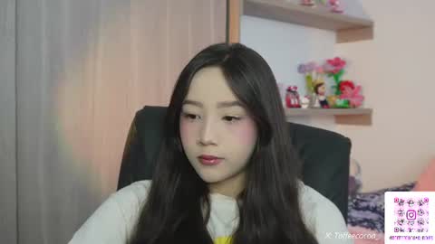 Snapshot of sophie_lii chatting on 06-13-26, 09:24 Sophie or Sof online show from 06-13-26, 09:24