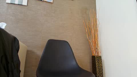 Snapshot of sophie_littles chatting on 02-27-25, 02:43 Sophie online show from 02-27-25, 02:43