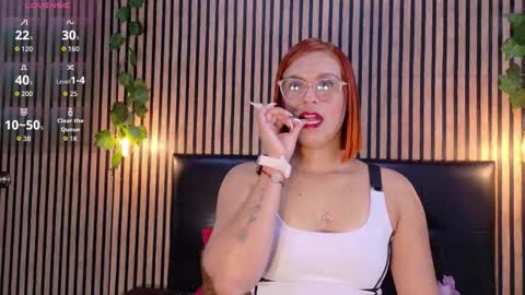 sophie_new25 online show from 09-13-25, 12:27