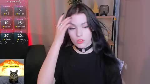 sophie_nomenal_ online show from 09-16-25, 09:05