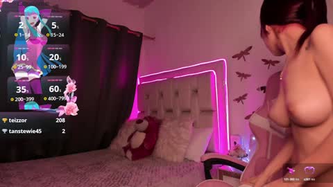 Sophie online show from 01-21-25, 03:48