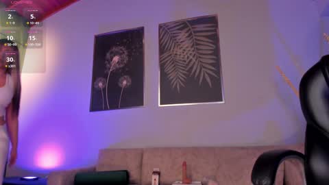 Sophie online show from 02-06-25, 10:21