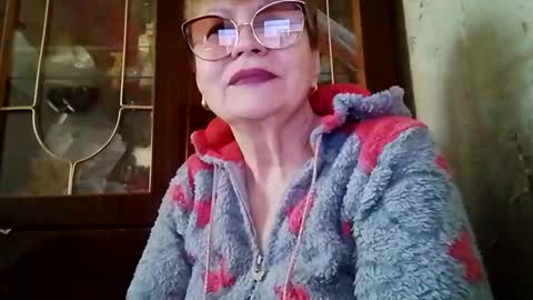 SophieBurnsX online show from 04-26-26, 08:45