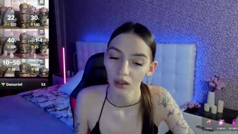 Snapshot of sophiecherrie chatting on 02-20-25, 09:33 Sophie online show from 02-20-25, 09:33