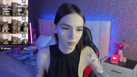 Snapshot of sophiecherrie chatting on 02-28-25, 08:53 Sophie online show from 02-28-25, 08:53