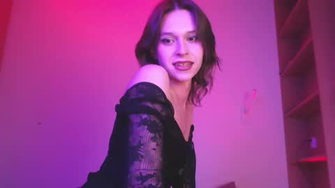 sophiediamond_x online show from 11-24-25, 07:46