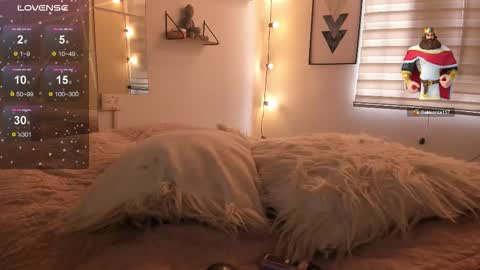 Sophie  online show from 03-11-26, 03:29