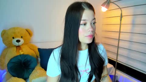 Sophie online show from 02-12-25, 02:03