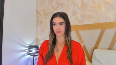 Snapshot of sophiekozlov chatting on 12-17-24, 05:36 Sophie online show from 12-17-24, 05:36