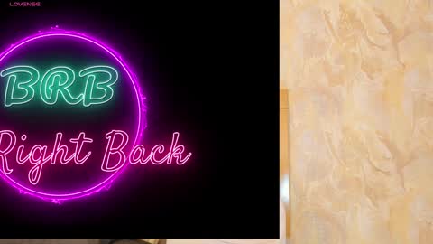 Snapshot of sophiekozlov chatting on 01-24-25, 04:39 Sophie online show from 01-24-25, 04:39