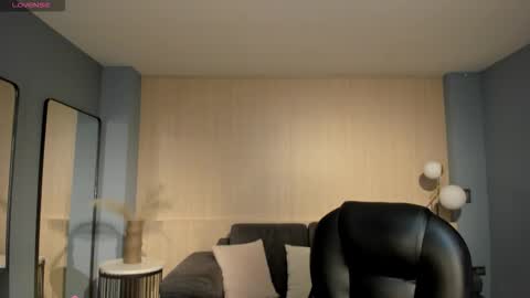 Sophie online show from 01-18-26, 11:08