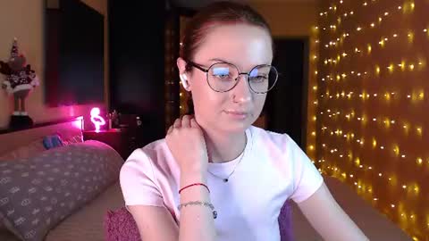 sophieleroux online show from 07-26-26, 08:27