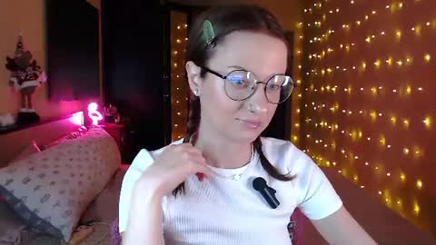 sophieleroux online show from 07-28-26, 07:39