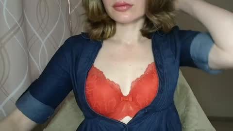 Sophiemisss online show from 04-25-26, 01:41