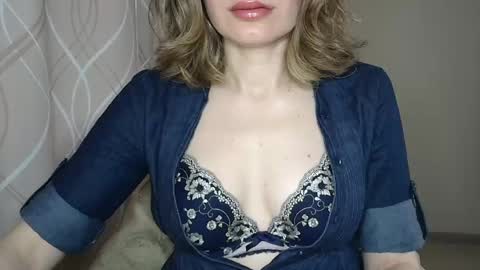 Snapshot of sophiemisss chatting on 05-10-26, 07:13 Sophiemisss online show from 05-10-26, 07:13