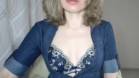 Snapshot of sophiemisss chatting on 05-29-26, 06:22 Sophiemisss online show from 05-29-26, 06:22