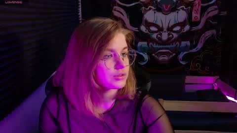 Sophie online show from 05-09-26, 08:58