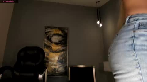 Snapshot of sophiepalmerx chatting on 09-10-25, 10:48 Sophie Palmer online show from 09-10-25, 10:48