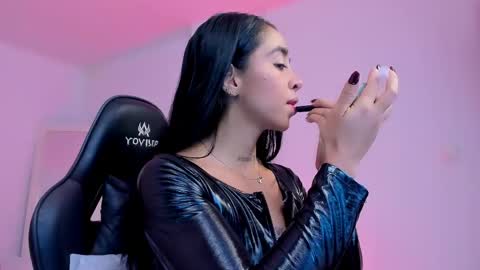 Snapshot of sophierooy chatting on 05-24-26, 03:50 sophierooy online show from 05-24-26, 03:50