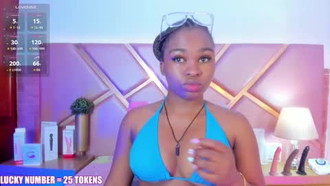 Sophie online show from 03-03-26, 12:44