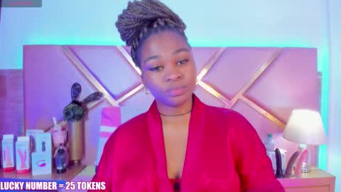 Sophie online show from 03-18-26, 12:52