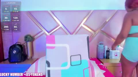 Sophie online show from 04-25-26, 12:08