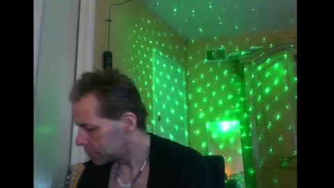 Sophiestar online show from 12-20-24, 12:16