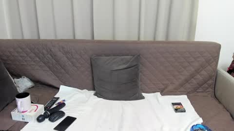 Sofia online show from 01-06-25, 05:06