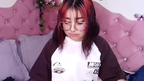 Snapshot of sophievv chatting on 09-28-25, 07:08 Sophie online show from 09-28-25, 07:08