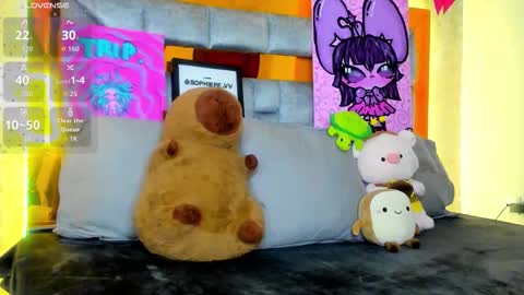 Snapshot of sophievv chatting on 11-22-25, 08:19 Sophie online show from 11-22-25, 08:19