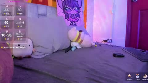   Sophie  online show from 12-17-25, 06:52