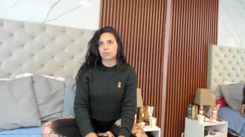 Snapshot of sophieweberr chatting on 04-30-26, 12:11 My name is Sofia online show from 04-30-26, 12:11