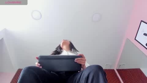 Snapshot of sophieweberr chatting on 05-28-26, 01:08 My name is Sofia online show from 05-28-26, 01:08