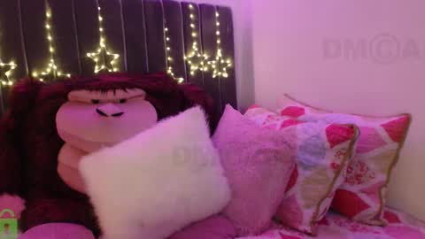 Sophia this is not my real name online show from 03-11-25, 11:04