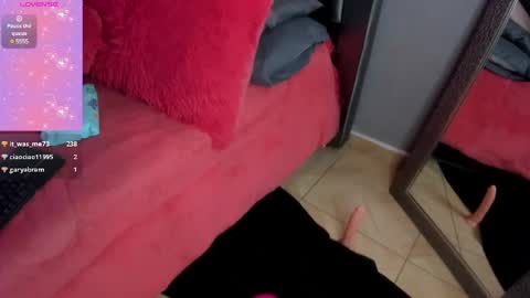 sophi online show from 12-28-24, 05:35