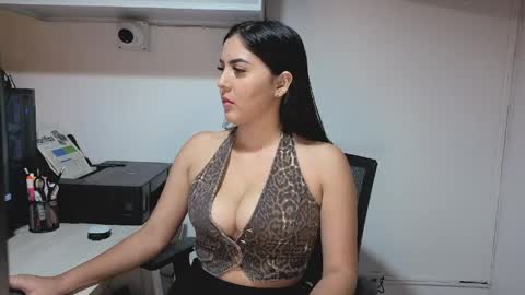 Snapshot of sophiie_blakee chatting on 04-15-26, 12:06 Sophiee online show from 04-15-26, 12:06