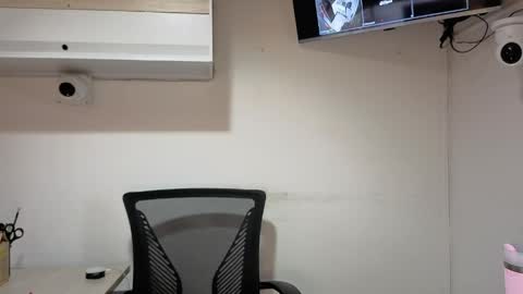 Snapshot of sophiie_blakee chatting on 05-08-26, 11:32 Sophiee online show from 05-08-26, 11:32