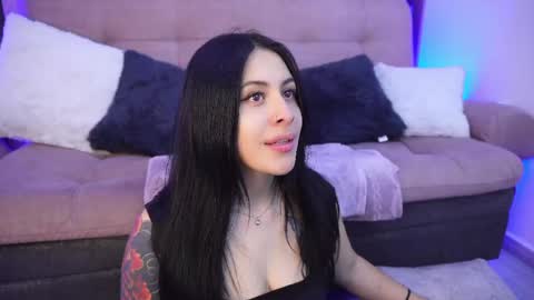 Sophiie online show from 04-16-26, 03:18