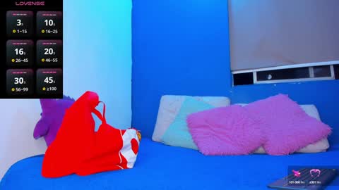 Julieth online show from 12-02-24, 04:53