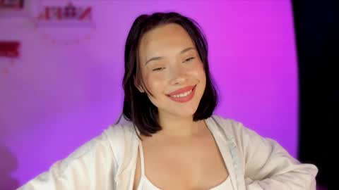 Snapshot of sophiiewilliams chatting on 01-05-25, 01:35 Sophiie Williams online show from 01-05-25, 01:35