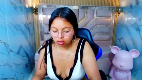 Sophy  online show from 06-04-26, 07:42