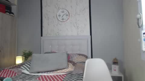 Sofia  online show from 02-19-25, 01:18