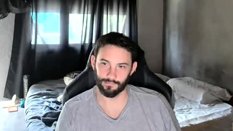 Snapshot of soquete123 chatting on 11-18-25, 03:38 soquete123 online show from 11-18-25, 03:38