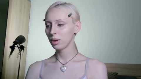 Snapshot of sora999999999 chatting on 03-12-26, 03:51 sora999999999 online show from 03-12-26, 03:51