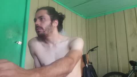 Snapshot of sordauq chatting on 10-16-25, 02:18 Siemaco online show from 10-16-25, 02:18