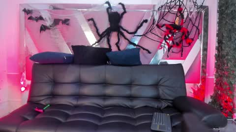 Snapshot of soro_lovelyboy chatting on 10-14-25, 05:52 soro_lovelyboy online show from 10-14-25, 05:52