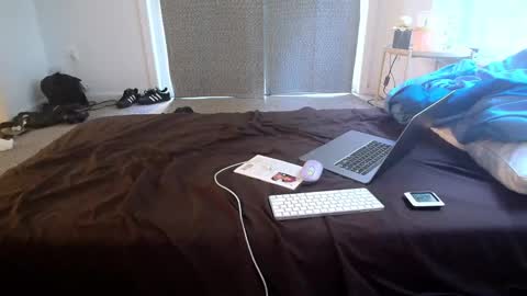 sorryicum online show from 12-22-24, 08:14