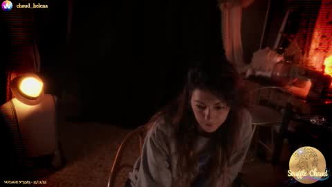 Snapshot of souffle_chaud chatting on 11-15-25, 08:27 . . online show from 11-15-25, 08:27