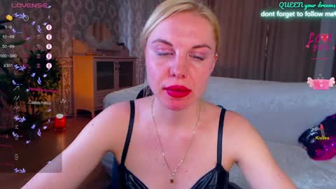 Lisa online show from 04-06-26, 04:46